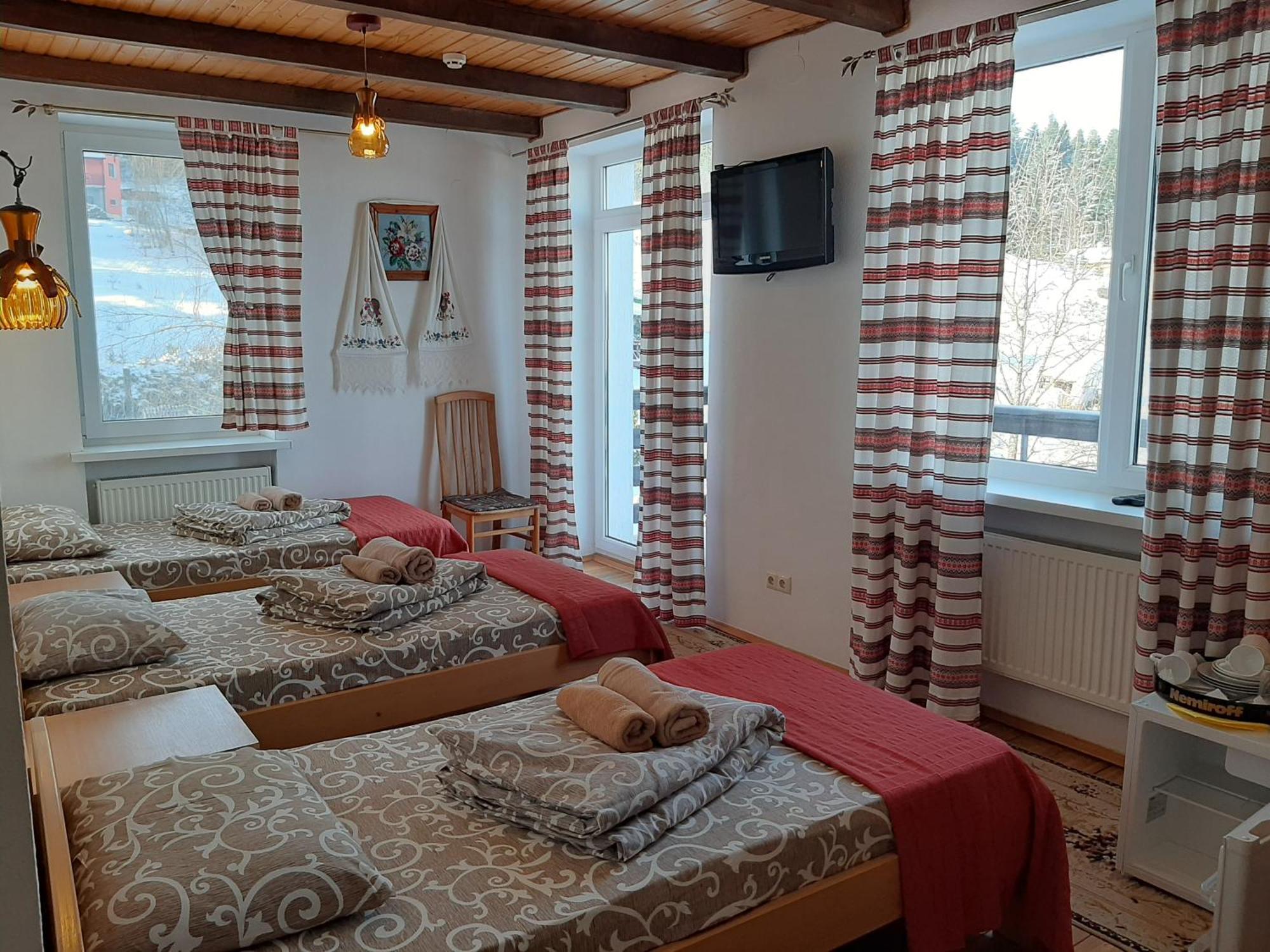 Skhidnytsia Guest House U Sester מראה חיצוני תמונה